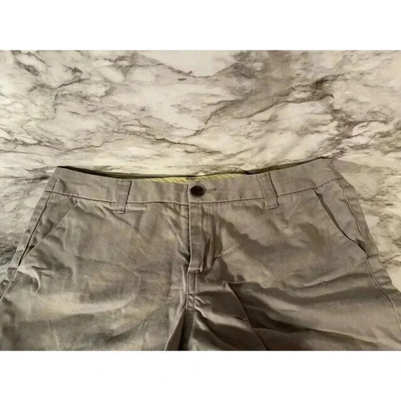 MERONA SIZE 4 GRAY SHORT - Picture 1 of 4
